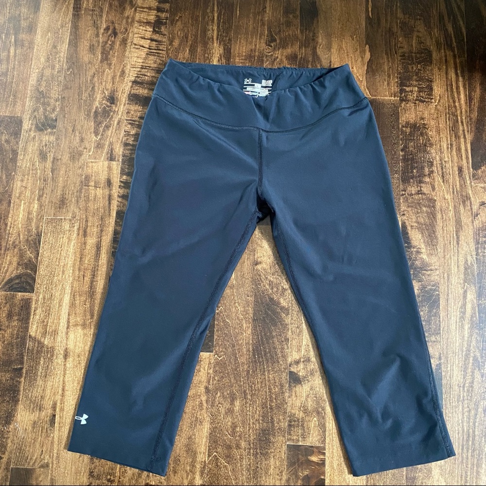 Women’s Under Armour capris